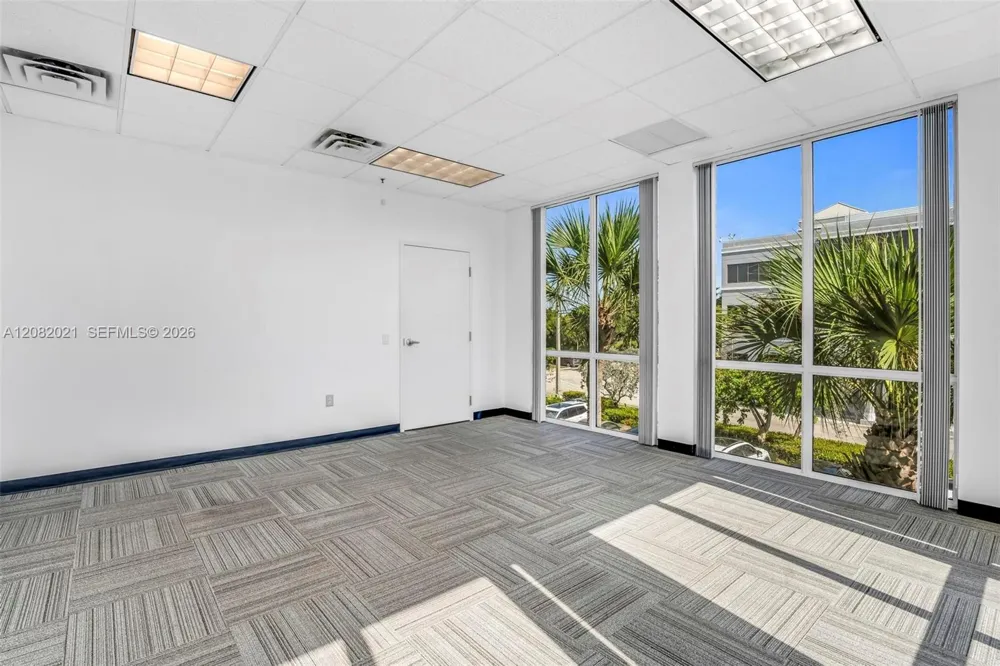 2010 NW 150th Ave #208 Pembroke Pines, FL 33028