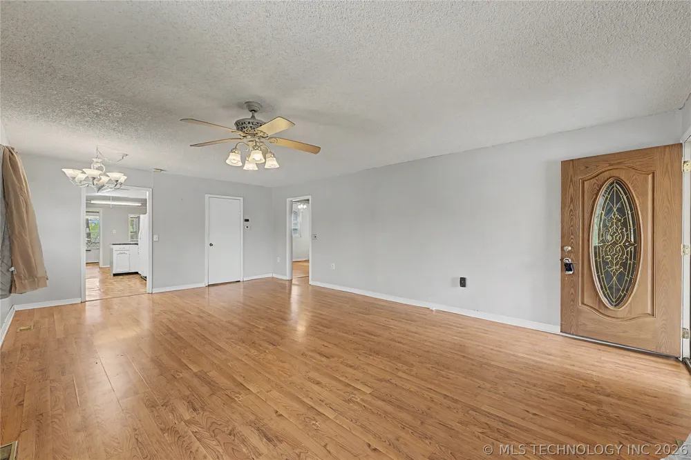 407 Main Street Sand Springs, OK 74063