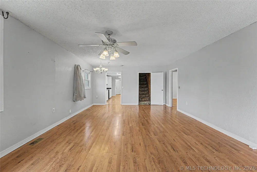 407 Main Street Sand Springs, OK 74063