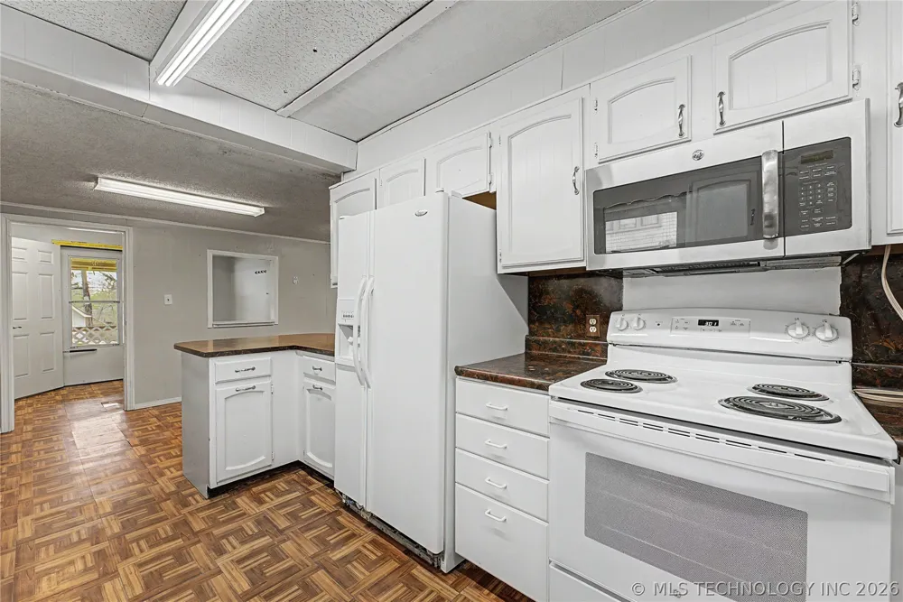 407 Main Street Sand Springs, OK 74063