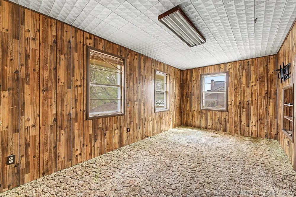 407 Main Street Sand Springs, OK 74063