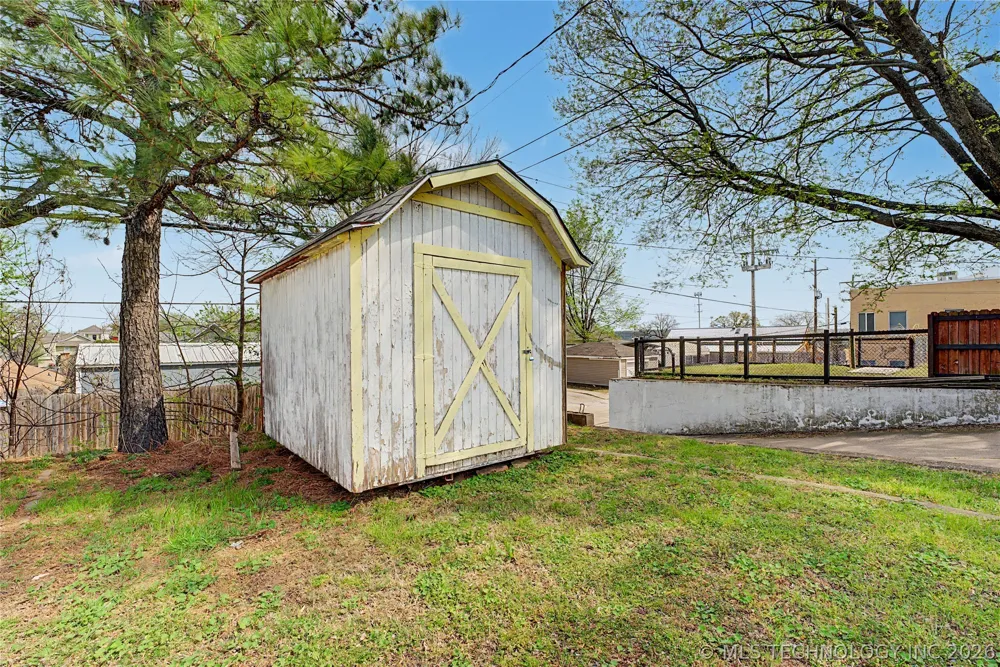 407 Main Street Sand Springs, OK 74063