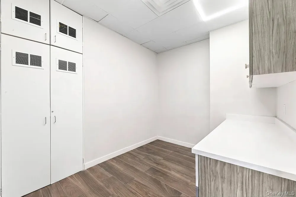 62-40 97th Place #2BC 97th Place ##2BC Rego Park, NY 11374