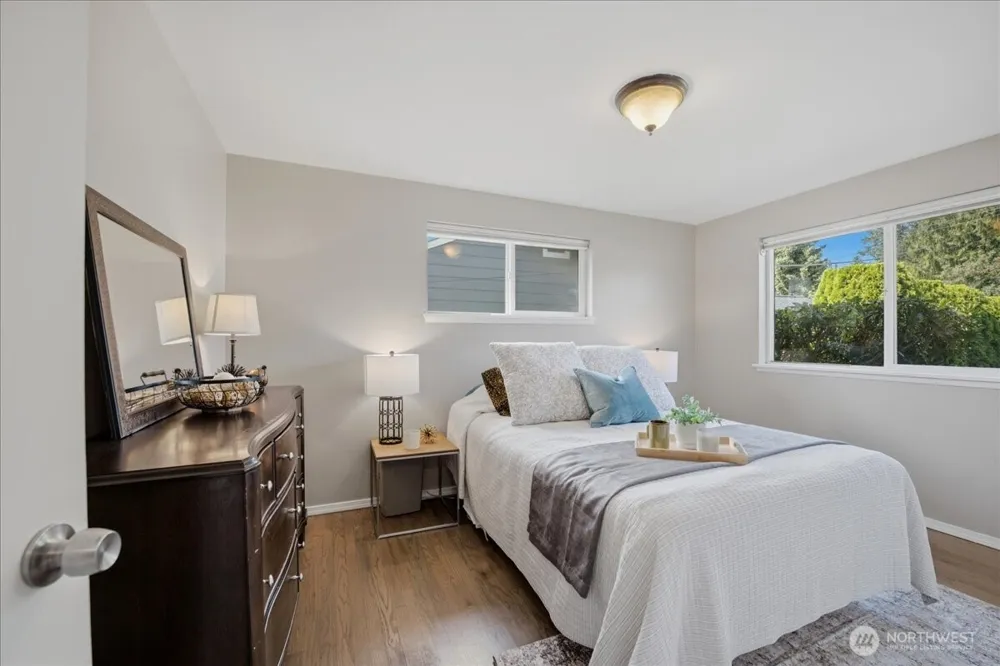22919 74th Avenue W Edmonds, WA 98026