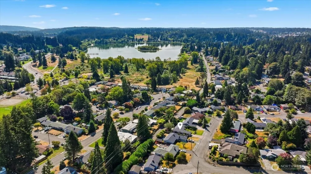 22919 74th Avenue W Edmonds, WA 98026