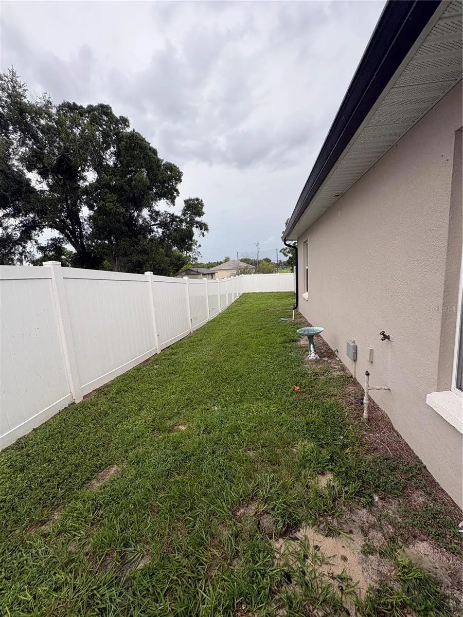 640 E GRAPEFRUIT AVENUE Lake Alfred, FL 33850