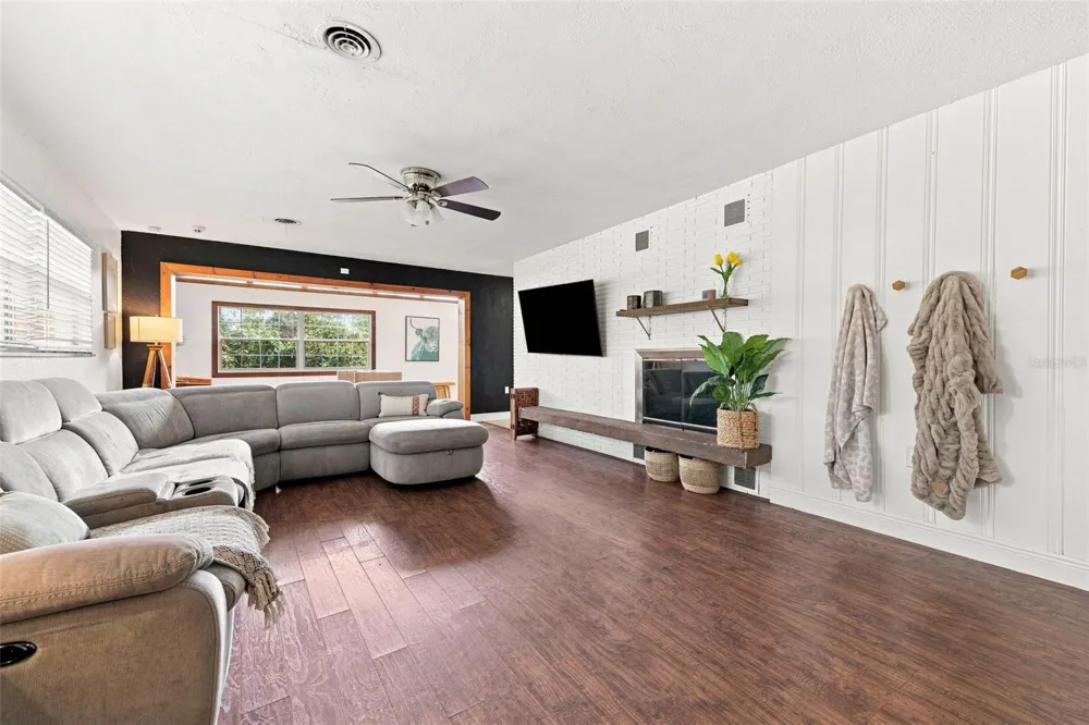 39118 5TH AVENUE Zephyrhills, FL 33542