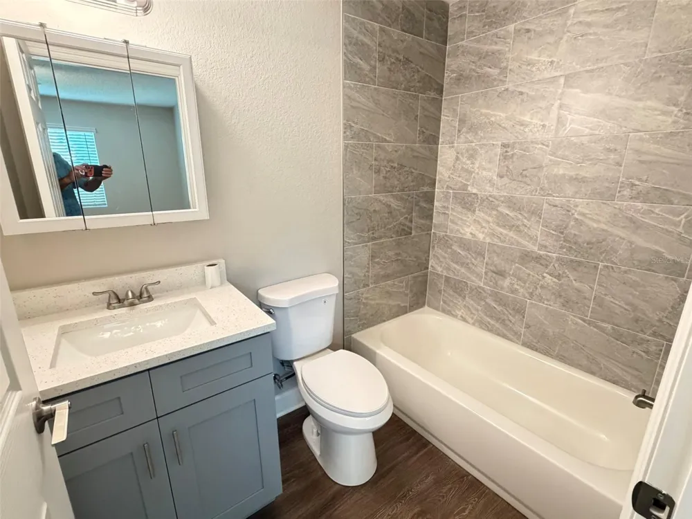 2524 WOODGATE BOULEVARD #102 Orlando, FL 32822