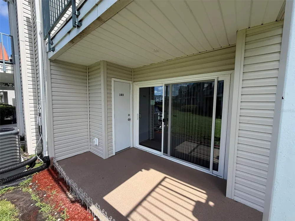 2524 WOODGATE BOULEVARD #102 Orlando, FL 32822