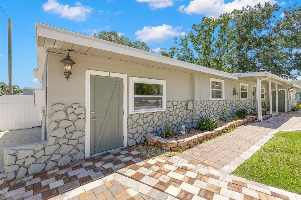 9845 60TH STREET Pinellas Park, FL 33782