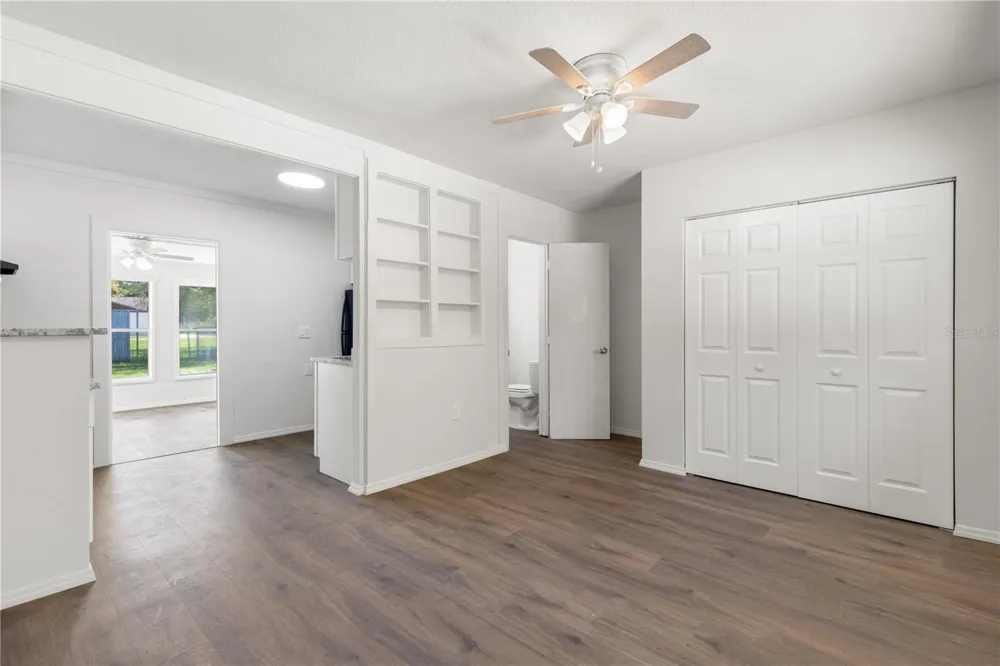 9845 60TH STREET Pinellas Park, FL 33782