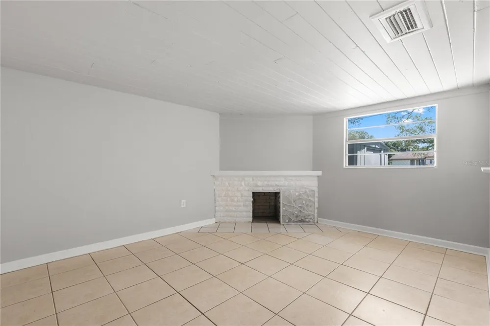 9845 60TH STREET Pinellas Park, FL 33782