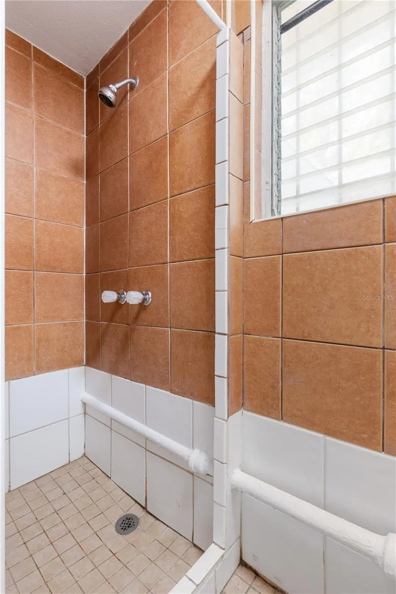 9845 60TH STREET Pinellas Park, FL 33782