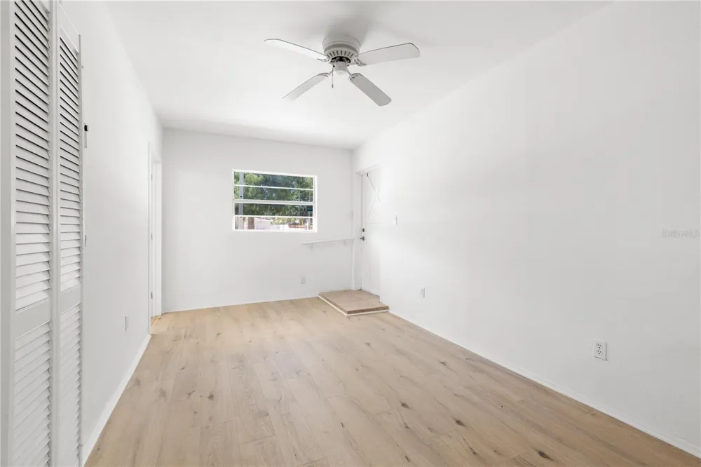 9845 60TH STREET Pinellas Park, FL 33782