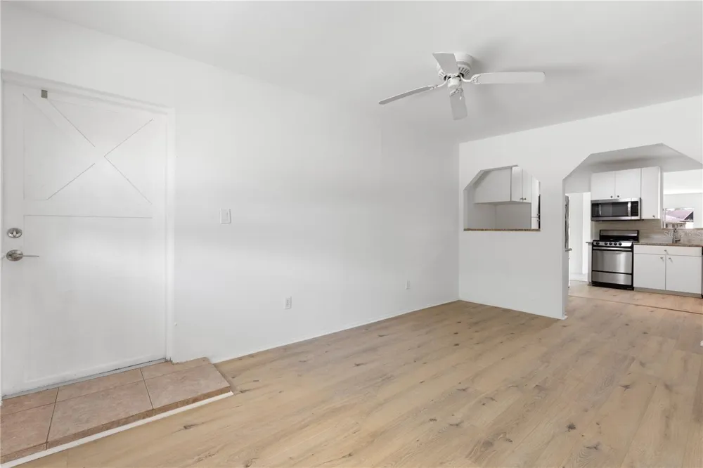 9845 60TH STREET Pinellas Park, FL 33782