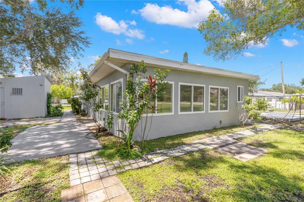 9845 60TH STREET Pinellas Park, FL 33782