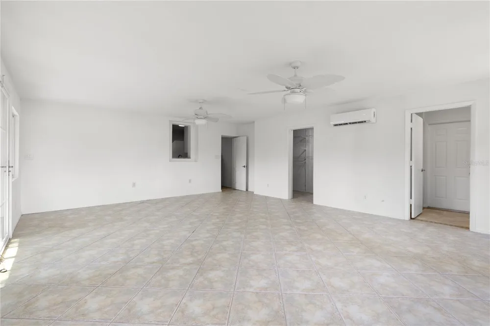 9845 60TH STREET Pinellas Park, FL 33782
