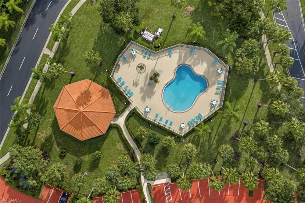 409 Gabriel Circle #1 Naples, FL 34104