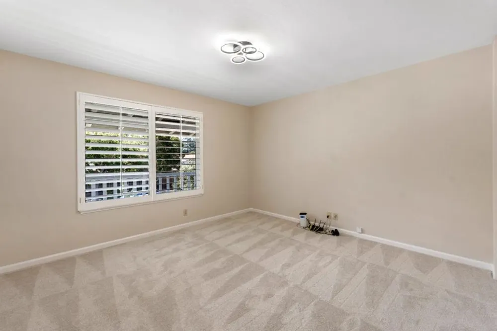 6694 Heathfield Drive San Jose, CA 95120