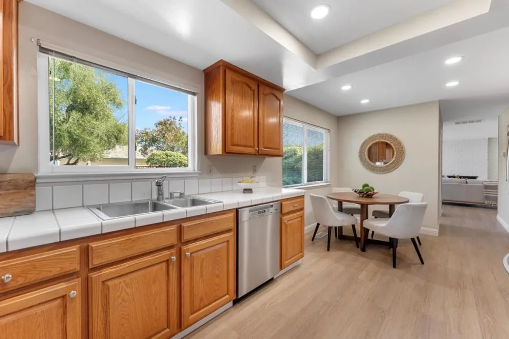 6694 Heathfield Drive San Jose, CA 95120