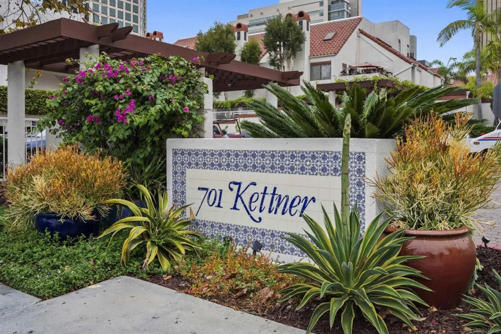 701 Kettner #103 San Diego, CA 92101