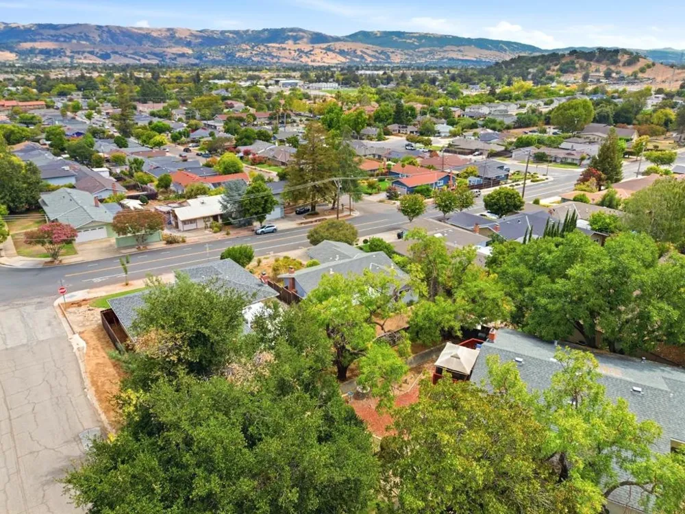17865 Peak Avenue Morgan Hill, CA 95037
