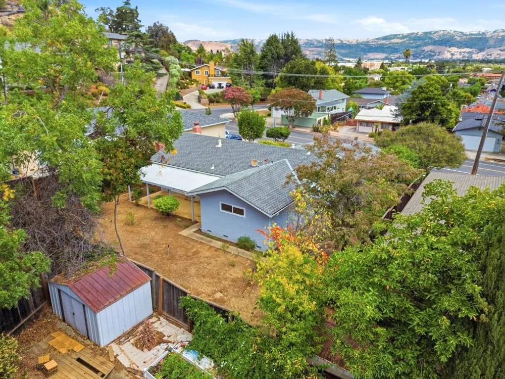 17865 Peak Avenue Morgan Hill, CA 95037