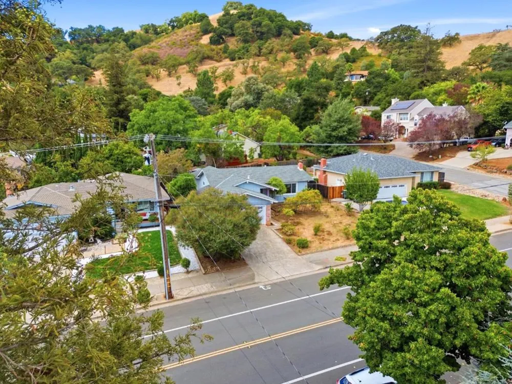 17865 Peak Avenue Morgan Hill, CA 95037