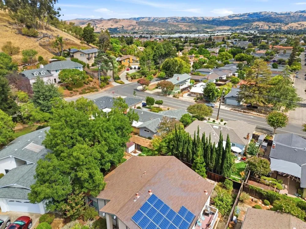 17865 Peak Avenue Morgan Hill, CA 95037