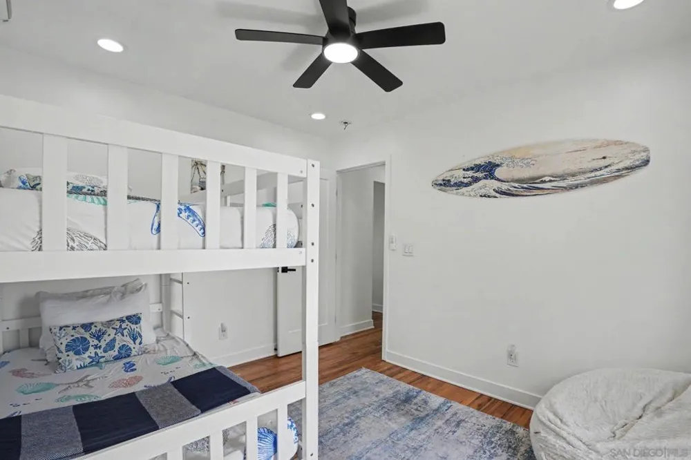 4637 Del Mar San Diego, CA 92107