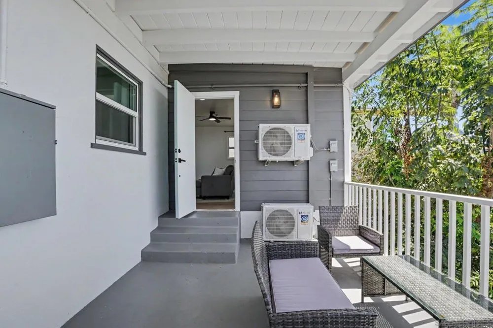 4637 Del Mar San Diego, CA 92107