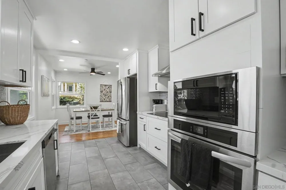 4637 Del Mar San Diego, CA 92107