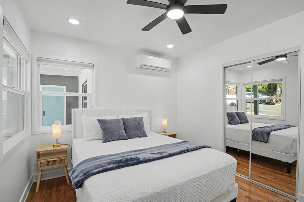 4637 Del Mar San Diego, CA 92107