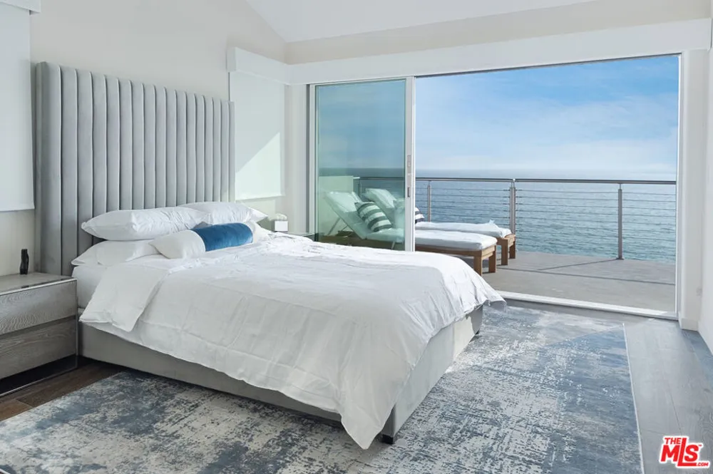 19562 PACIFIC COAST Highway Malibu, CA 90265