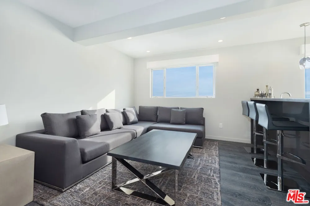 19562 PACIFIC COAST Highway Malibu, CA 90265