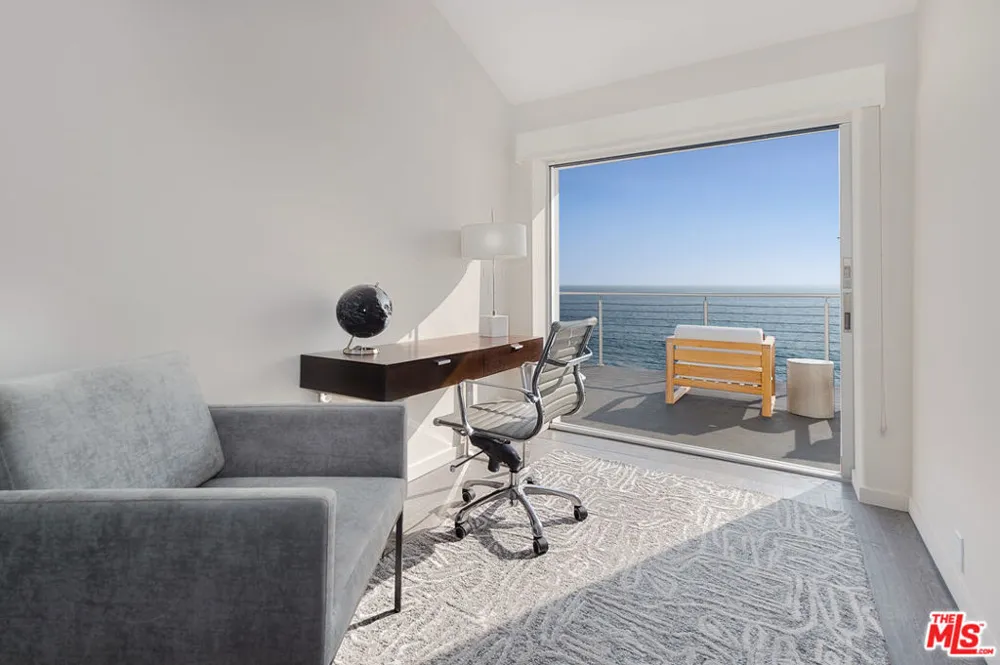 19562 PACIFIC COAST Highway Malibu, CA 90265