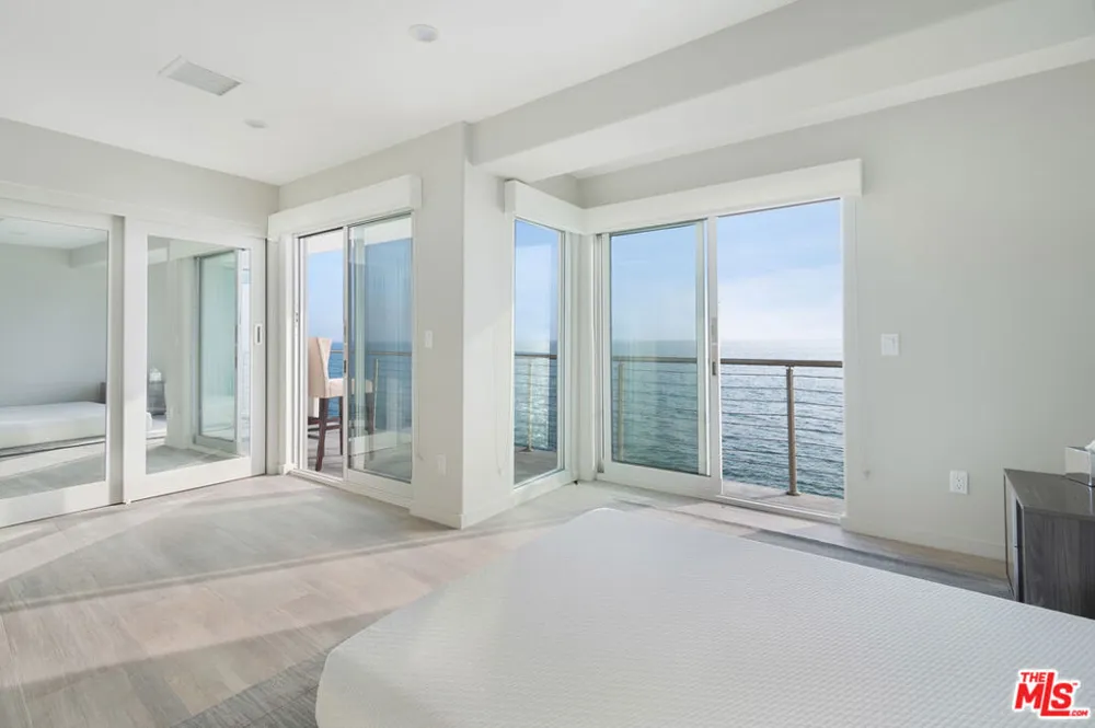 19562 PACIFIC COAST Highway Malibu, CA 90265
