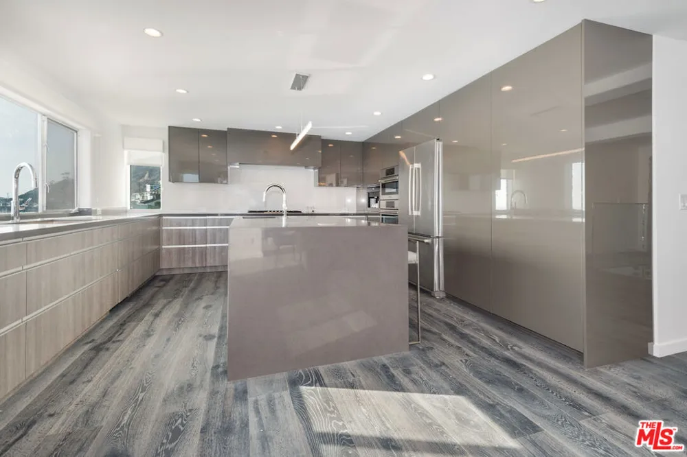 19562 PACIFIC COAST Highway Malibu, CA 90265