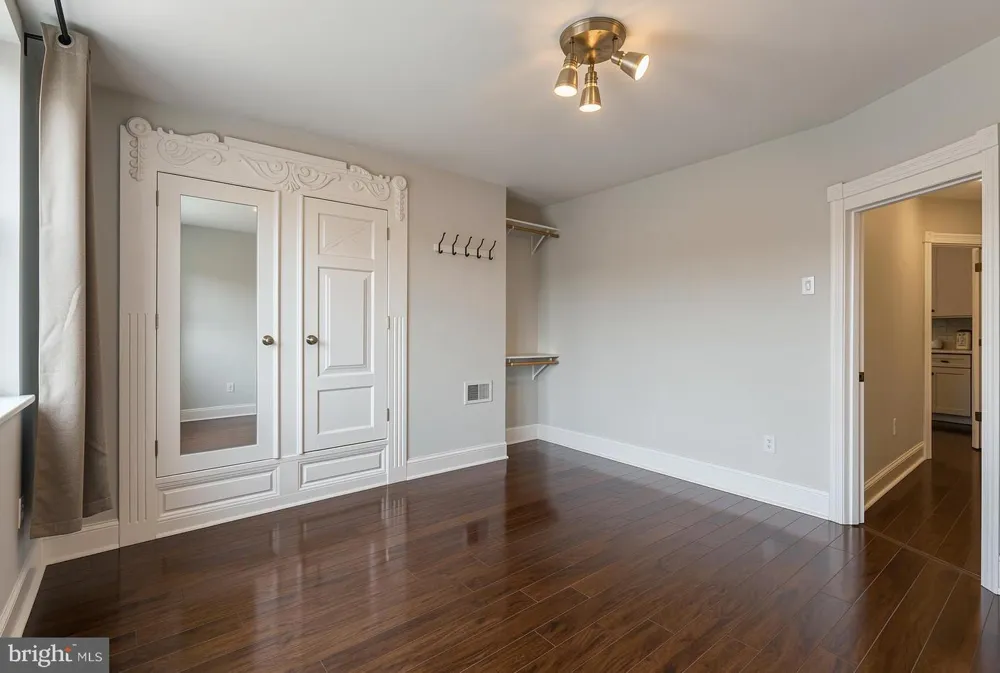 1254 S BONSALL STREET Philadelphia, PA 19146