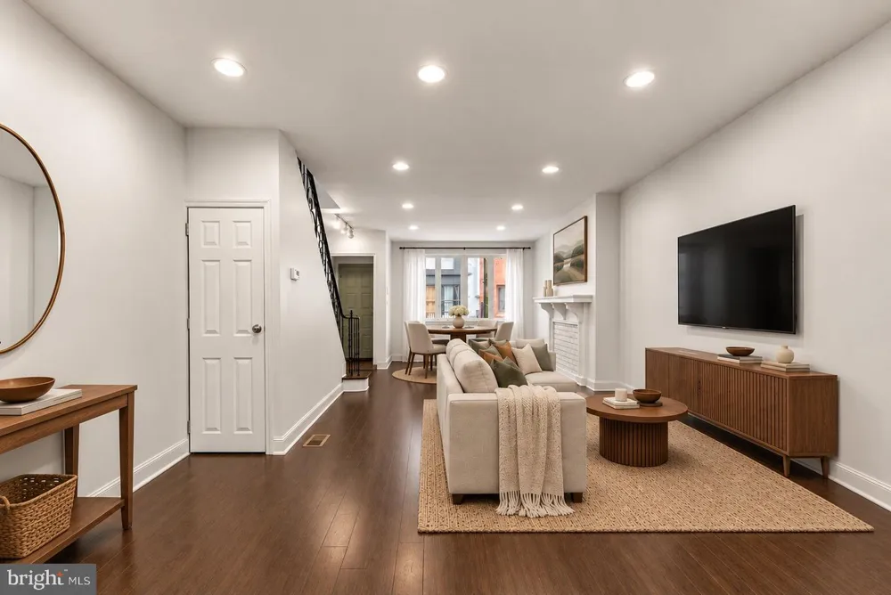 1254 S BONSALL STREET Philadelphia, PA 19146