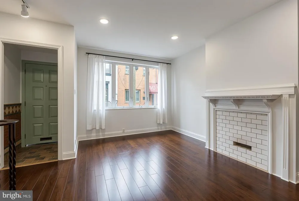 1254 S BONSALL STREET Philadelphia, PA 19146