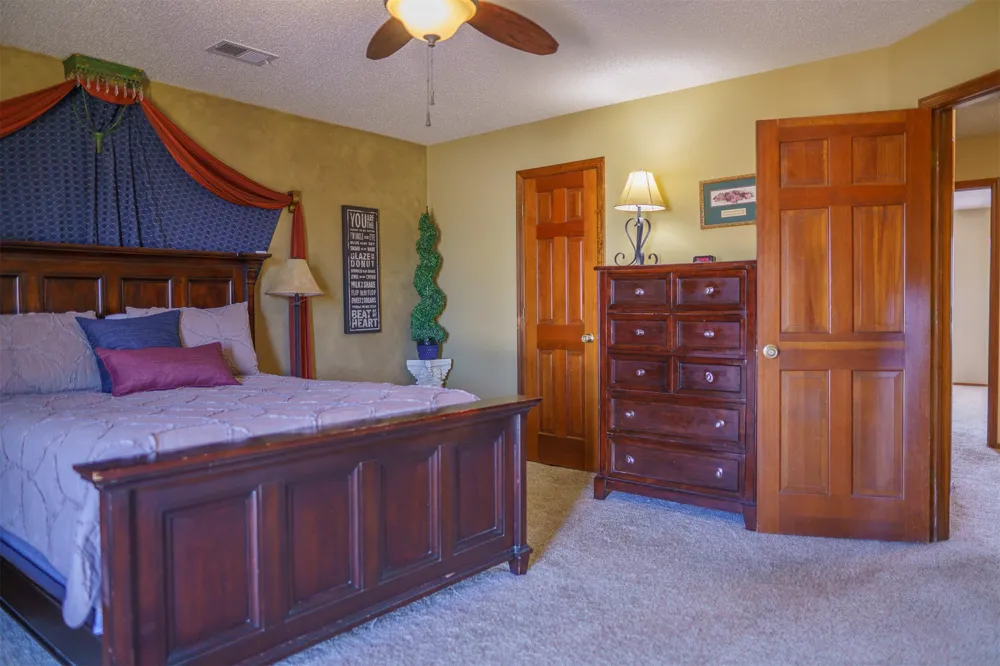6716 Dover Court Bartlesville, OK 74006