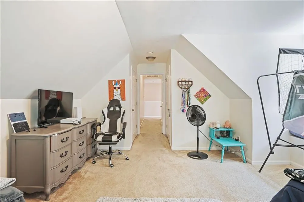 111 Hidden Creek Road Winston-Salem, NC 27127