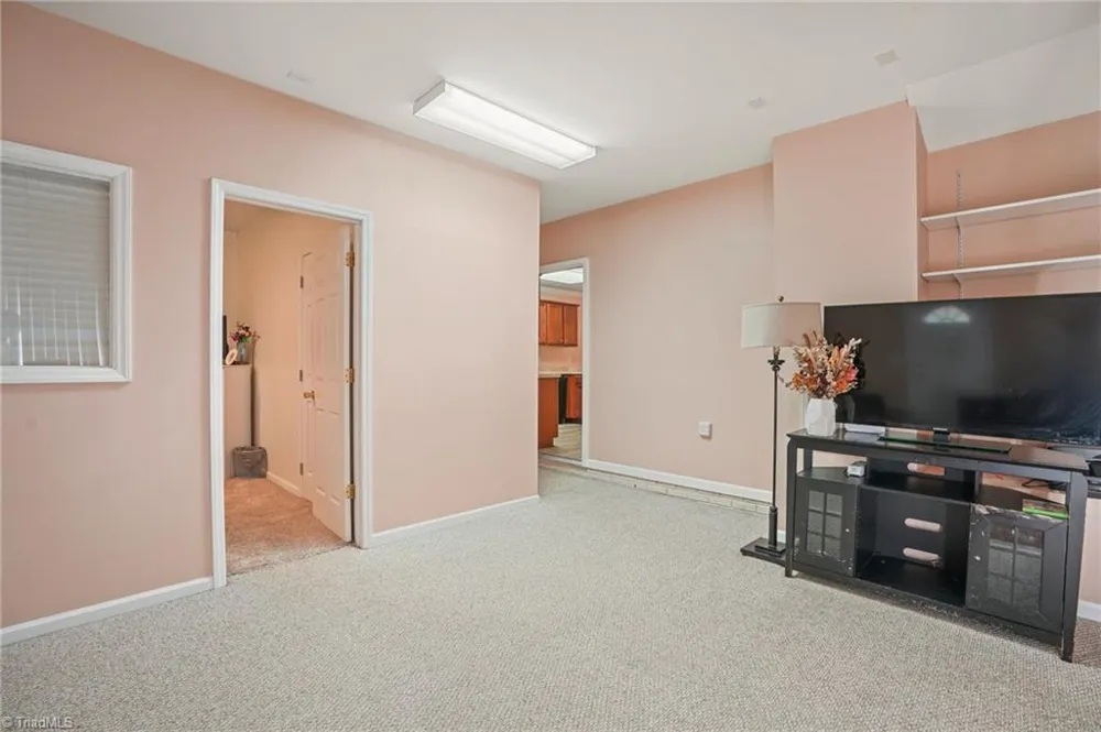 111 Hidden Creek Road Winston-Salem, NC 27127