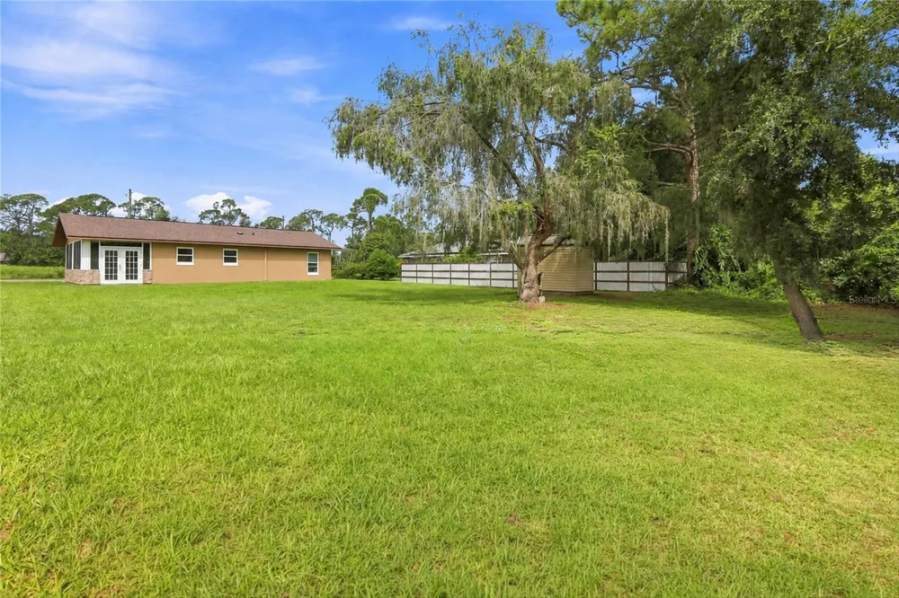 504 FIAT AVENUE Sebring, FL 33872