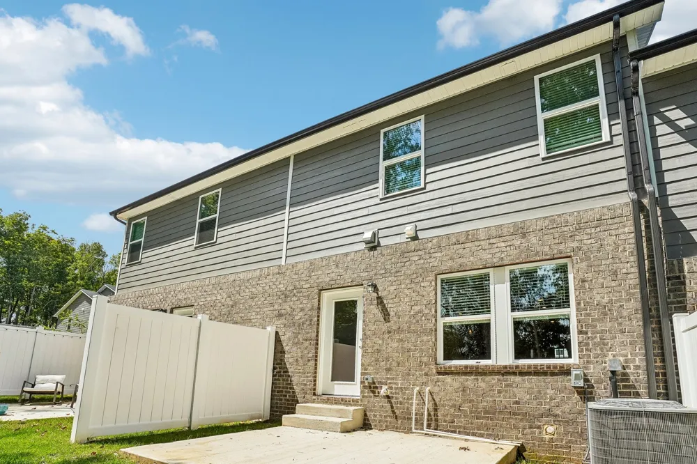 2402 Snohomish St Lebanon, TN 37087