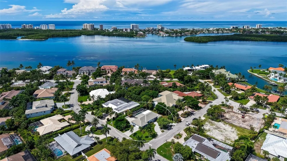 516 SPOONBILL WAY Sarasota, FL 34236