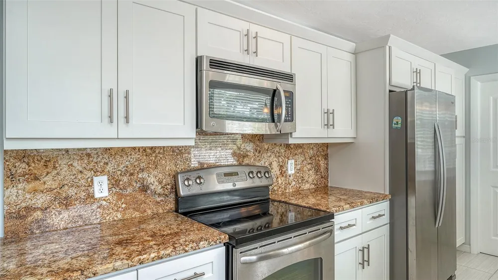 516 SPOONBILL WAY Sarasota, FL 34236