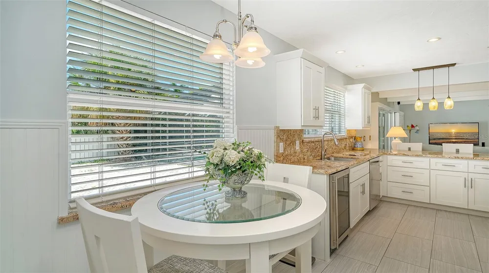 516 SPOONBILL WAY Sarasota, FL 34236