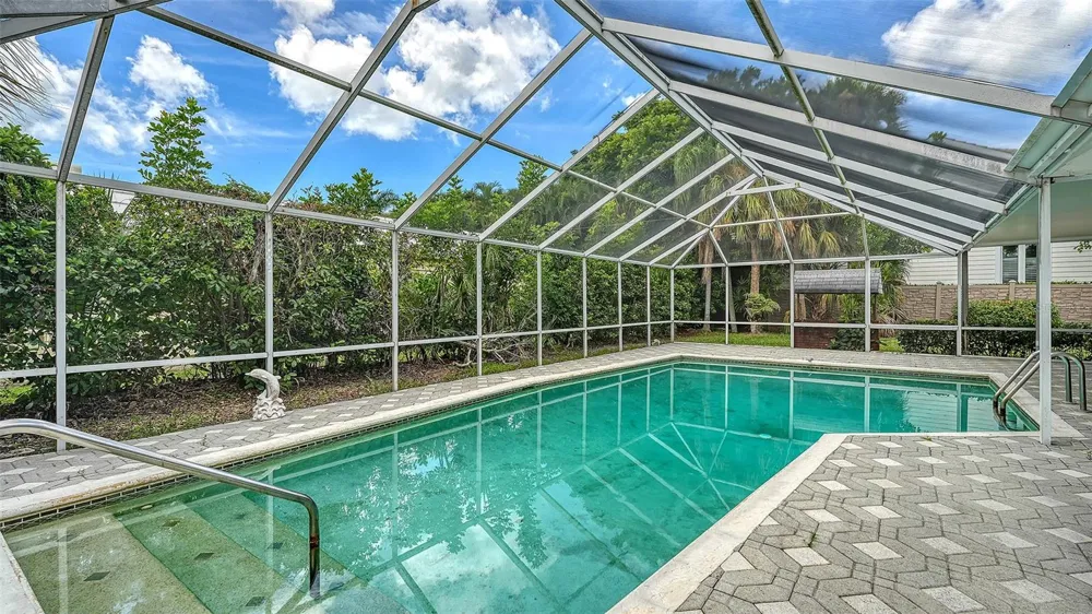516 SPOONBILL WAY Sarasota, FL 34236